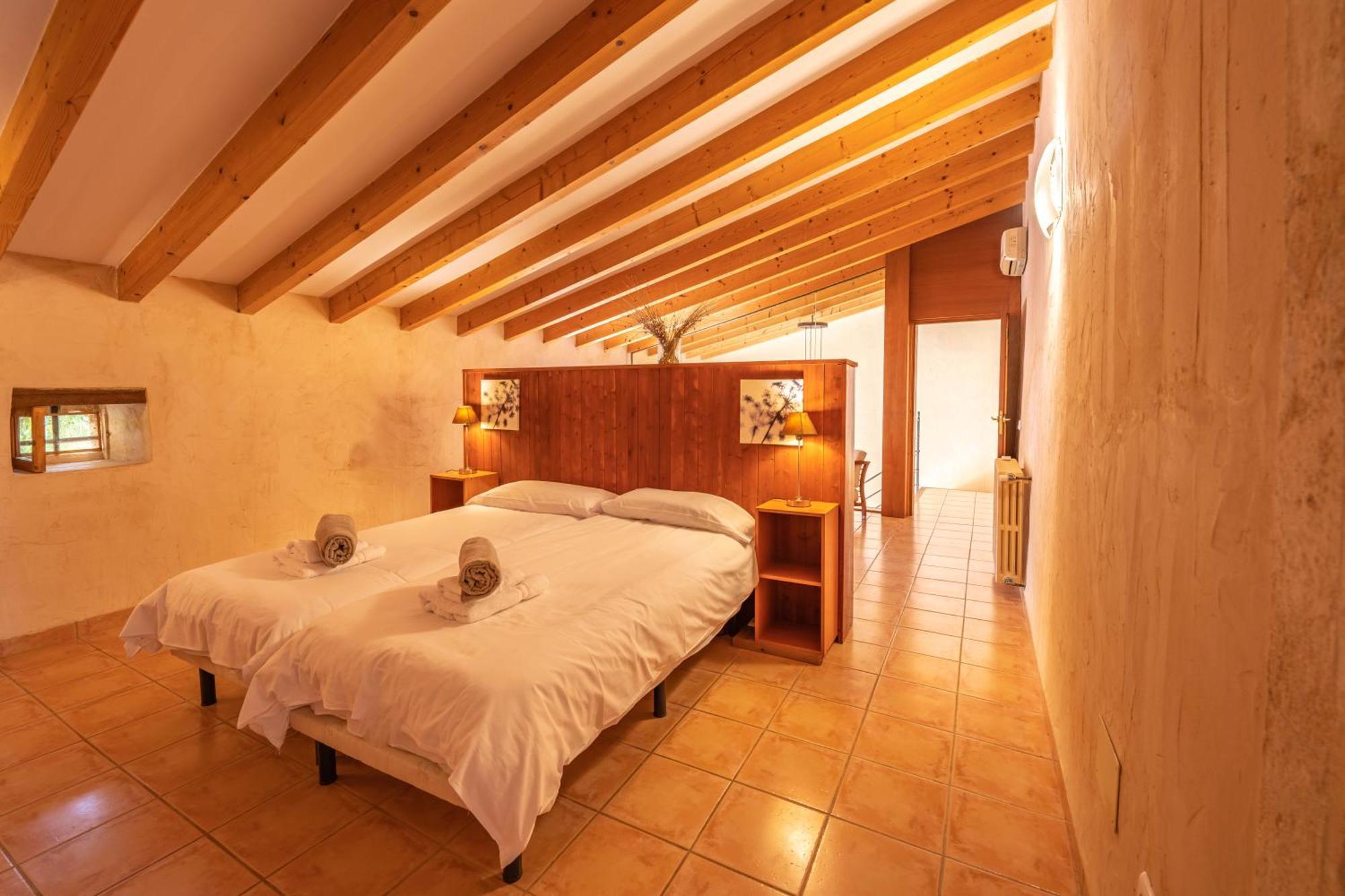 21842 Mallorca6 *